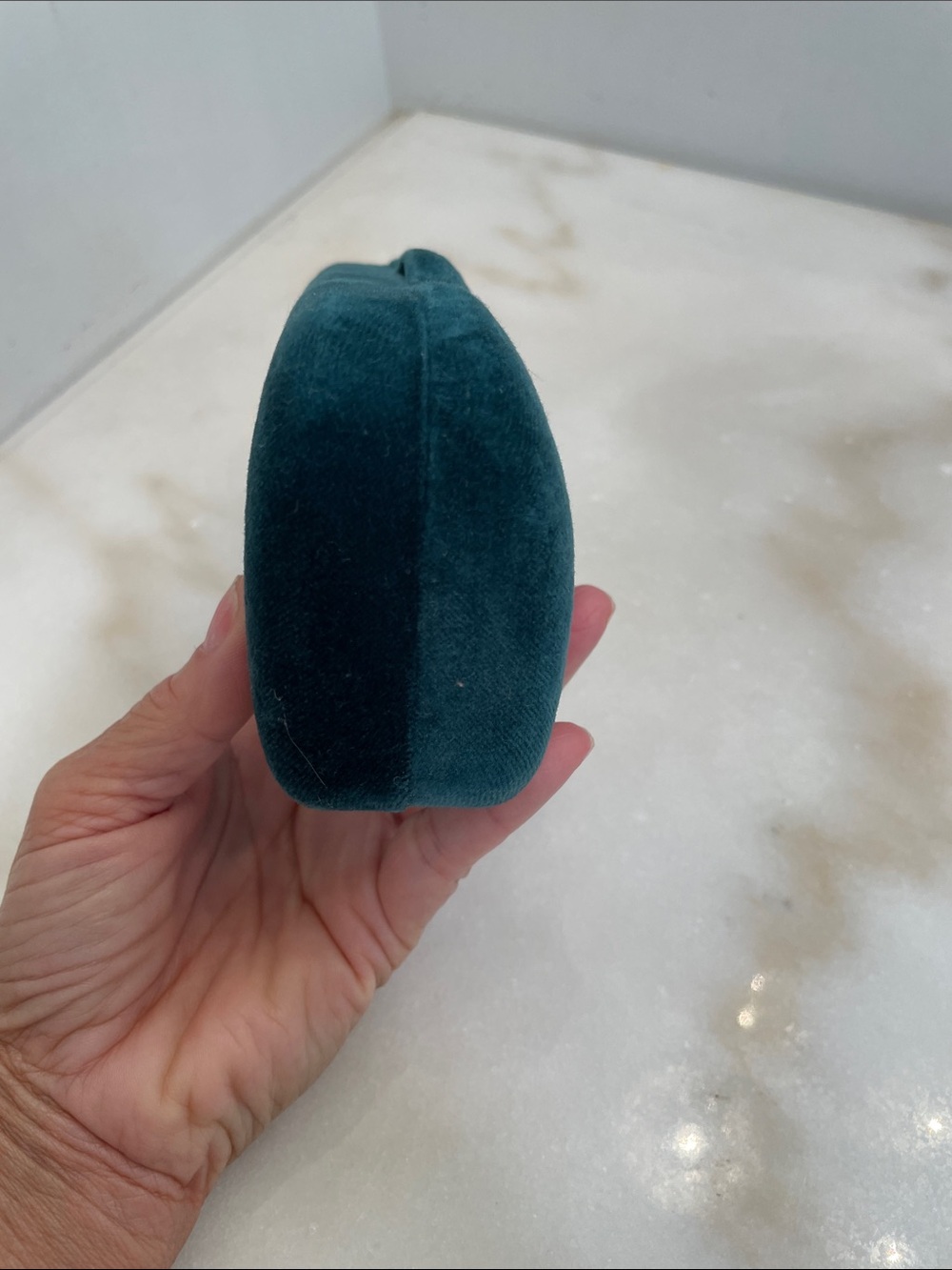 G u c c i Plush Velvet Eyewear Case in Teal - Picture 6 of 7